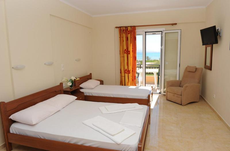 Calypso Luxury Studios Vasiliki  Ruang foto