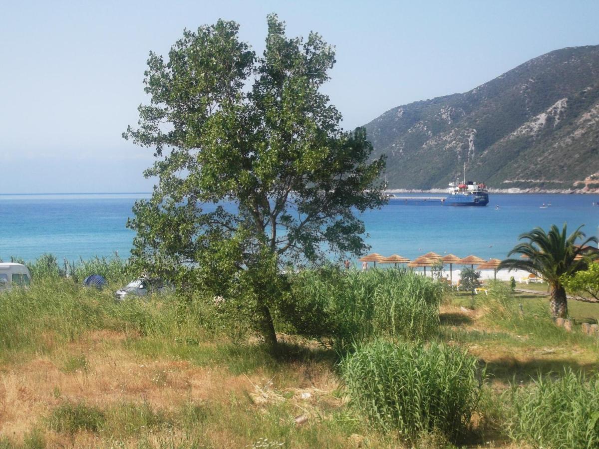 Calypso Luxury Studios Vasiliki  Bagian luar foto